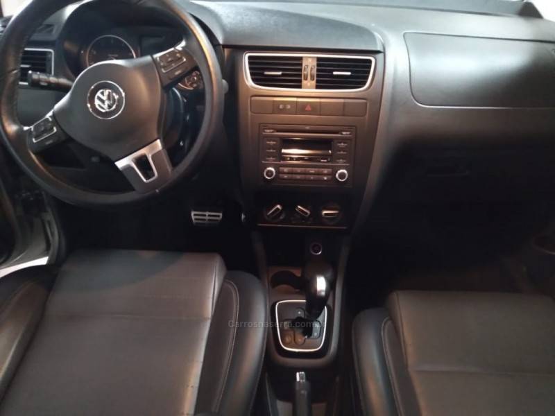 VOLKSWAGEN - SPACEFOX - 2013/2013 - Prata - R$ 39.800,00