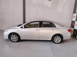 TOYOTA - COROLLA - 2011/2012 - Prata - R$ 61.900,00