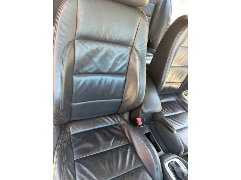 VOLKSWAGEN - JETTA - 2011/2011 - Prata - R$ 53.900,00