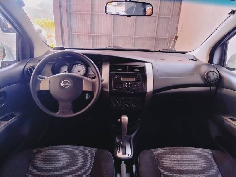 NISSAN - LIVINA - 2014/2014 - Branca - R$ 44.900,00