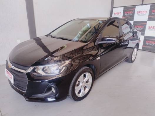 CHEVROLET - ONIX - 2023/2024 - Preta - R$ 89.800,00