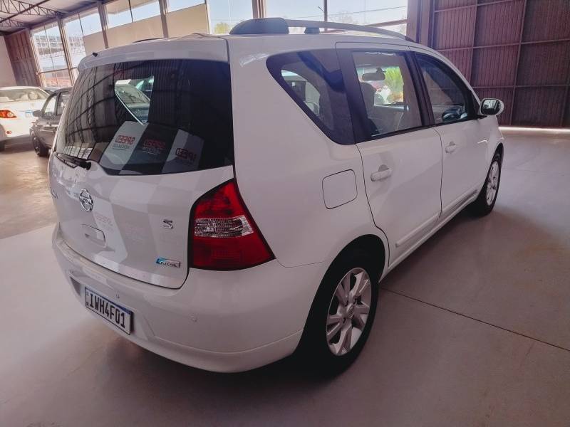 NISSAN - LIVINA - 2014/2014 - Branca - R$ 44.900,00