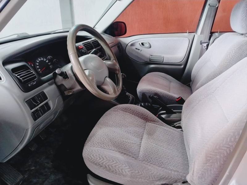 SUZUKI - GRAND VITARA - 1998/1999 - Prata - R$ 35.900,00