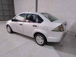 FORD - FIESTA - 2010/2011 - Prata - R$ 34.900,00