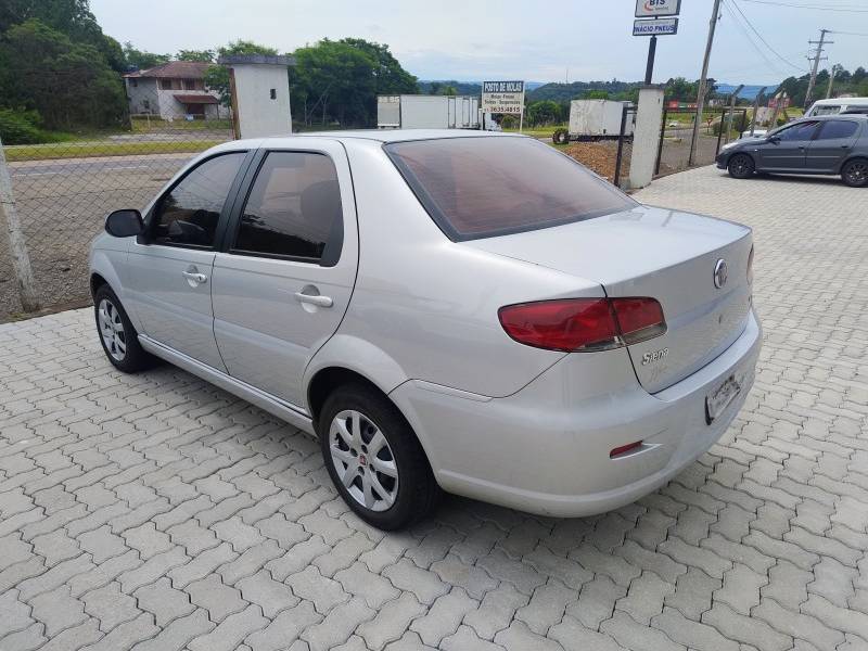 FIAT - SIENA - 2013/2013 - Prata - R$ 38.900,00