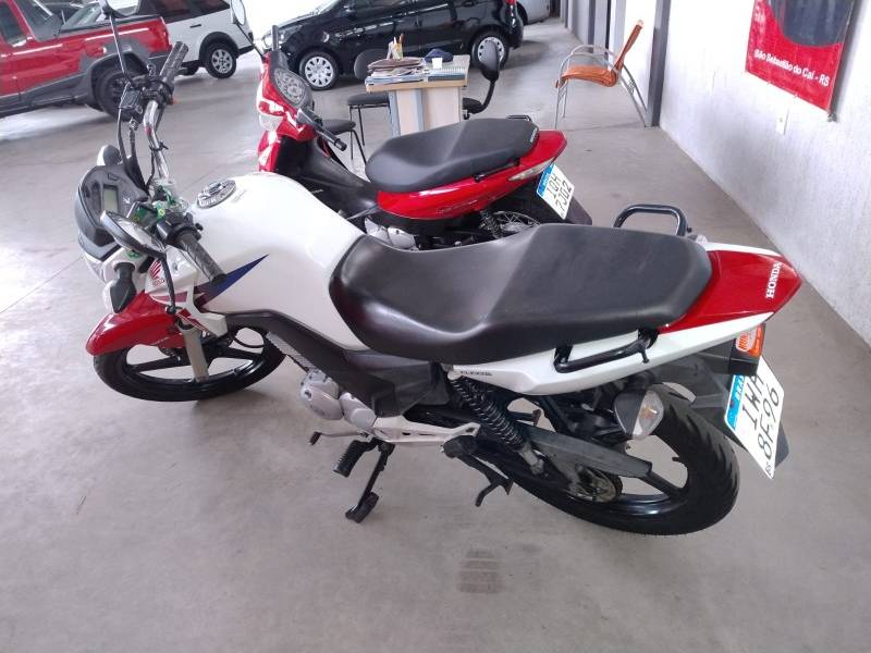 HONDA - CG 150 - 2014/2015 - Branca - R$ 12.500,00