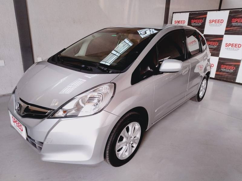 HONDA - FIT - 2014/2014 - Prata - Sob Consulta