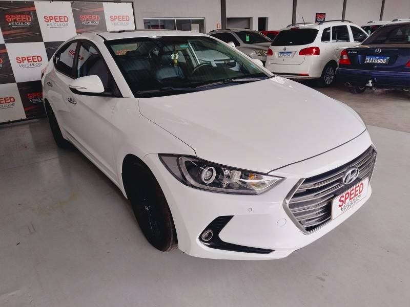 HYUNDAI - ELANTRA - 2016/2017 - Branca - R$ 81.900,00