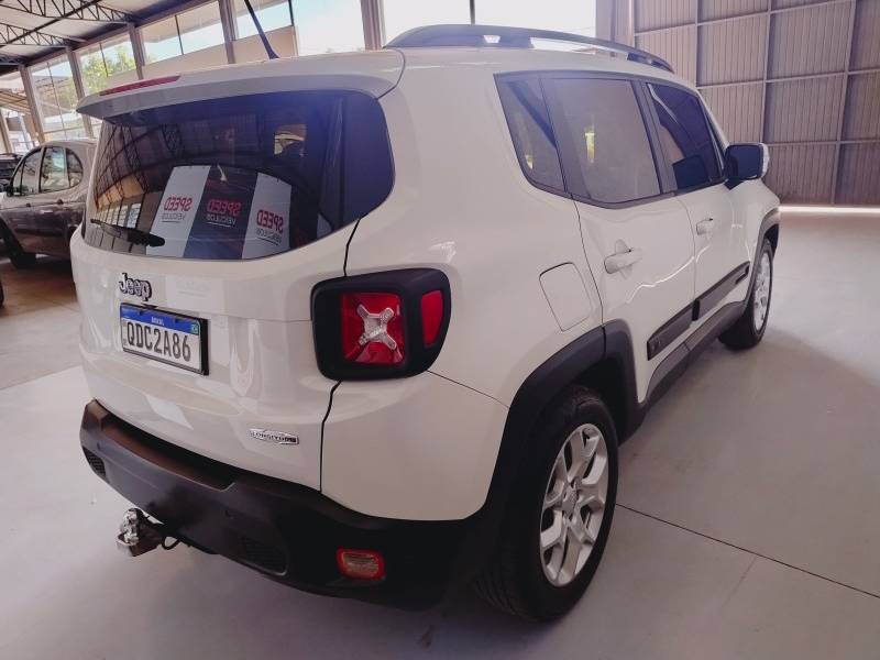 JEEP - RENEGADE - 2015/2016 - Branca - R$ 72.900,00