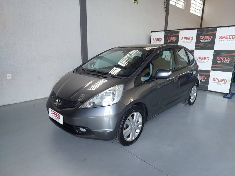 HONDA - FIT - 2011/2012 - Cinza - R$ 51.900,00