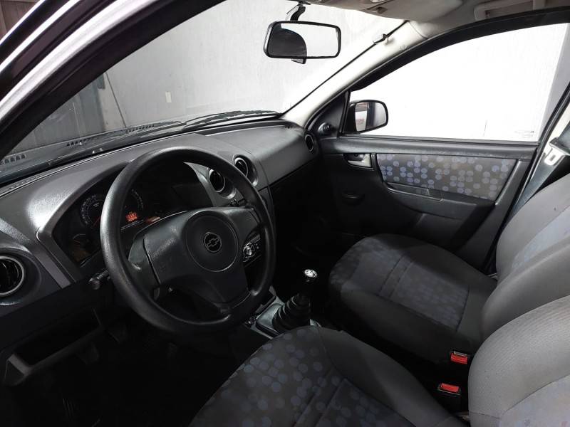 CHEVROLET - PRISMA - 2009/2010 - Preta - R$ 29.900,00