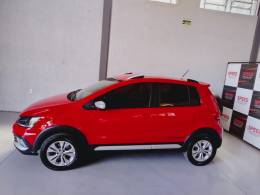 VOLKSWAGEN - CROSSFOX - 2017/2018 - Vermelha - R$ 63.900,00