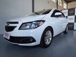 CHEVROLET - ONIX - 2014/2015 - Branca - R$ 50.900,00