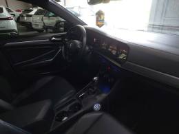 VOLKSWAGEN - JETTA - 2018/2018 - Branca - R$ 106.900,00