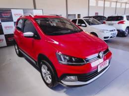 VOLKSWAGEN - CROSSFOX - 2017/2018 - Vermelha - R$ 63.900,00