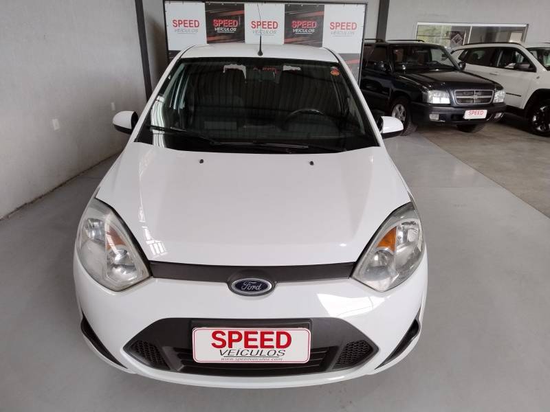 FORD - FIESTA - 2013/2014 - Branca - R$ 34.500,00