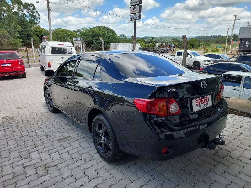 TOYOTA - COROLLA - 2009/2010 - Preta - R$ 54.900,00