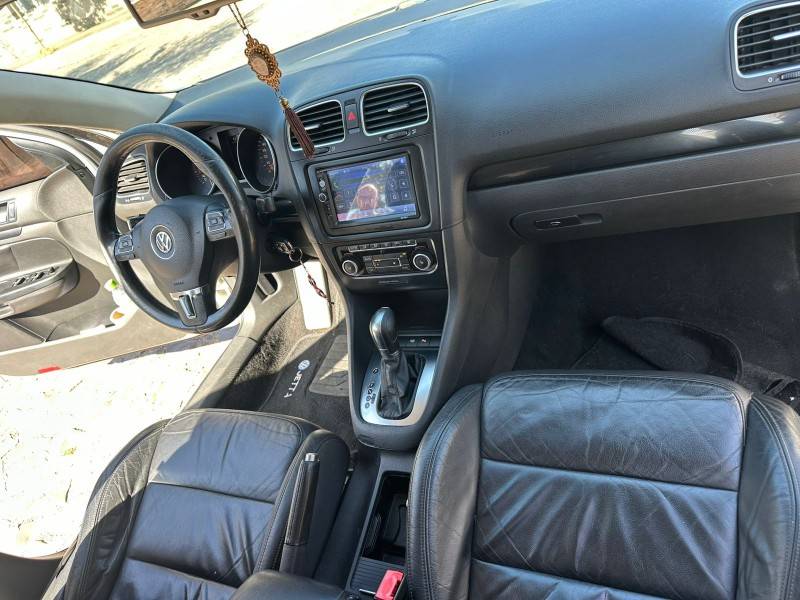 VOLKSWAGEN - JETTA - 2011/2011 - Prata - R$ 53.900,00