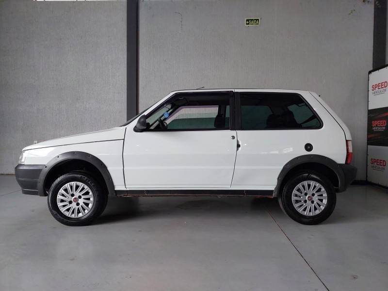 FIAT - UNO - 2013/2013 - Branca - R$ 25.900,00