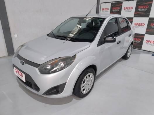 FORD - FIESTA - 2010/2011 - Prata - R$ 34.900,00