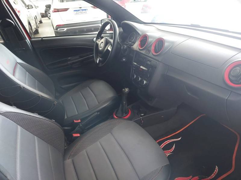 VOLKSWAGEN - GOL - 2011/2012 - Vermelha - R$ 35.900,00