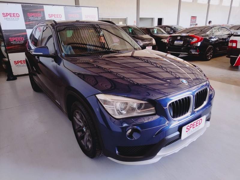 BMW - X1 - 2015/2015 - Azul - R$ 79.800,00