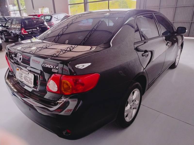 TOYOTA - COROLLA - 2009/2010 - Preta - R$ 58.900,00