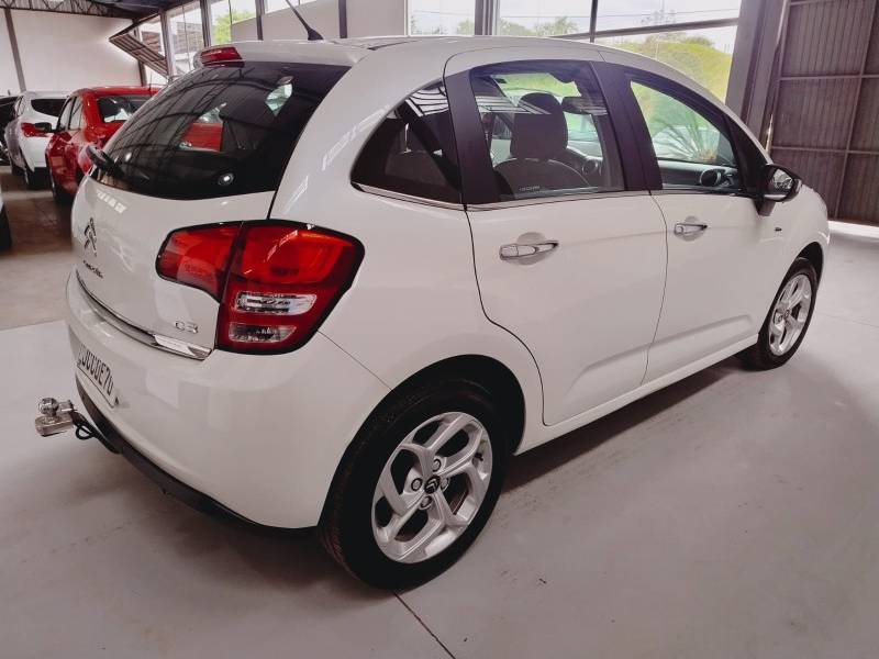 CITROËN - C3 - 2015/2016 - Branca - R$ 45.900,00