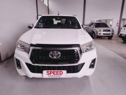 TOYOTA - HILUX - 2019/2019 - Branca - R$ 209.900,00