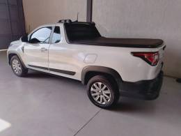 FIAT - STRADA - 2021/2022 - Prata - R$ 83.900,00