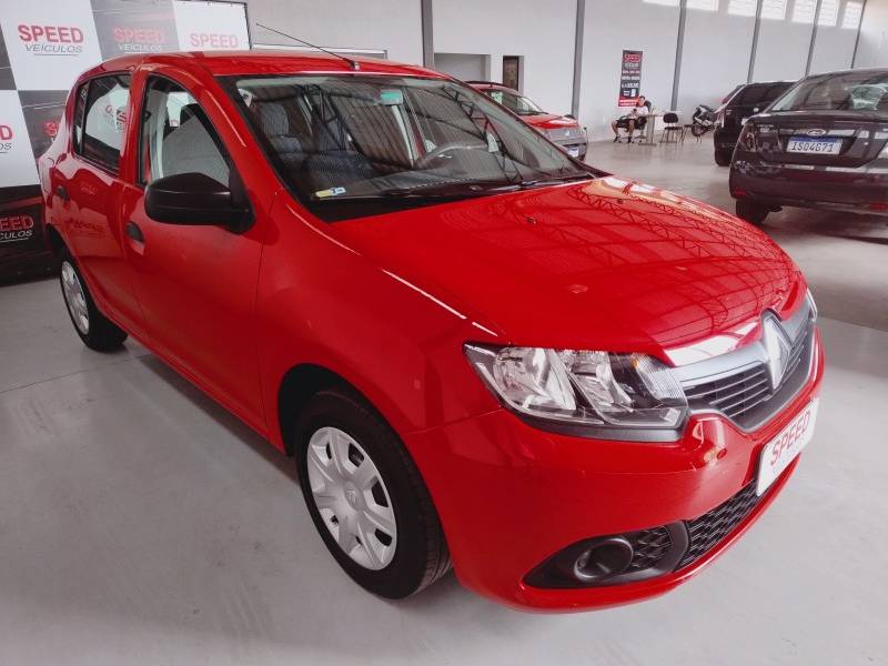 RENAULT - SANDERO - 2017/2017 - Vermelha - R$ 41.900,00