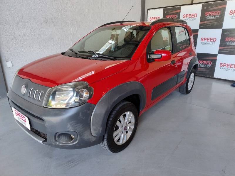 FIAT - UNO - 2011/2012 - Vermelha - R$ 33.900,00