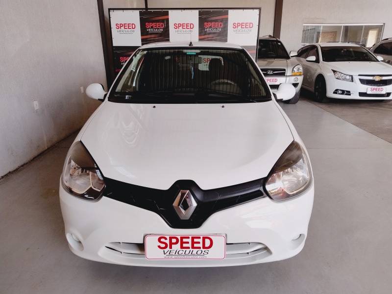 RENAULT - CLIO - 2016/2016 - Branca - R$ 34.900,00