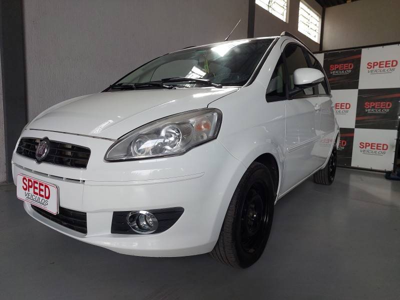 FIAT - IDEA - 2012/2013 - Branca - R$ 34.900,00