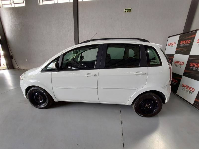 FIAT - IDEA - 2012/2013 - Branca - R$ 34.900,00