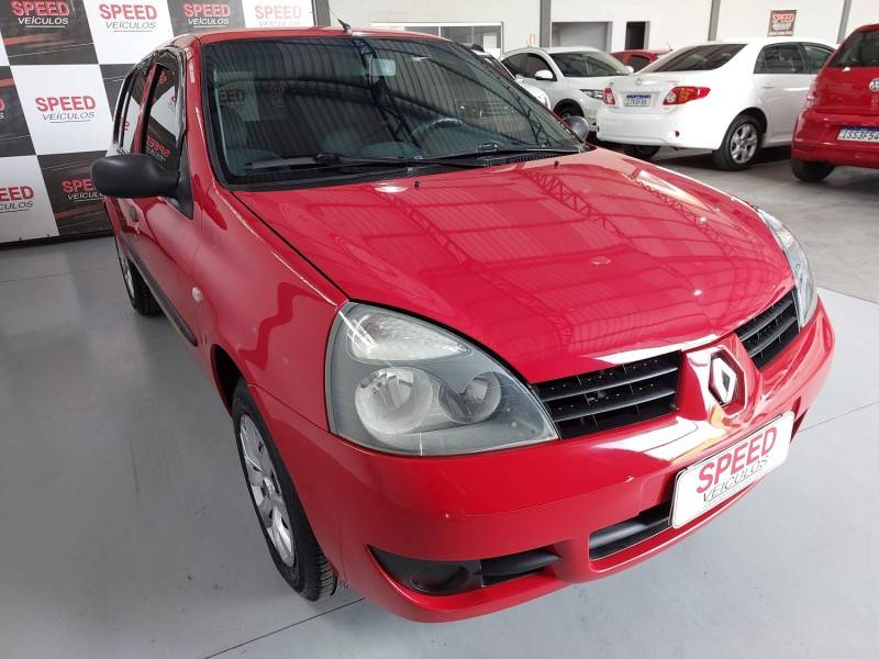 RENAULT - CLIO - 2009/2010 - Vermelha - R$ 25.900,00