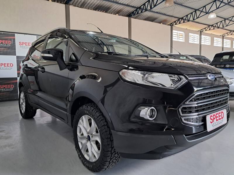 FORD - ECOSPORT - 2013/2014 - Preta - R$ 56.900,00